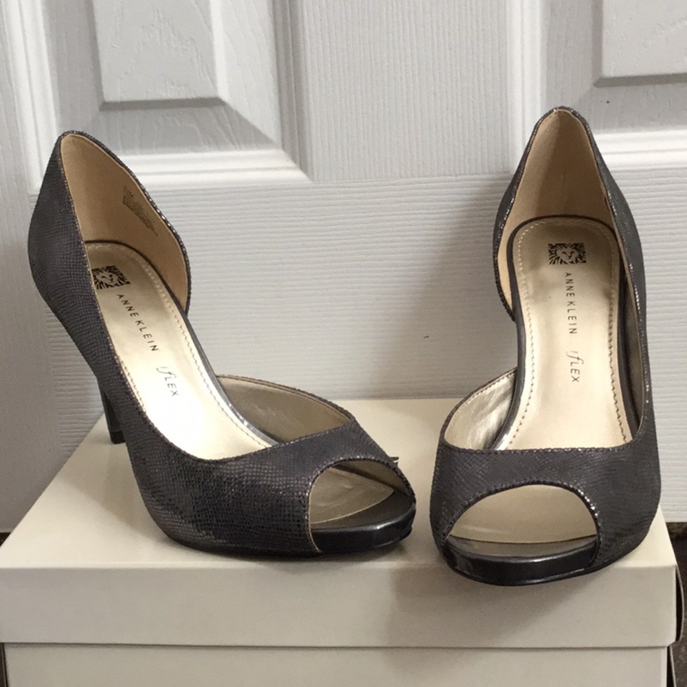 Anne Klein Iflex shoes